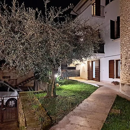 M2 Vicino Ospedale Sacro Cuore - Don Calabria E Centro Apartament