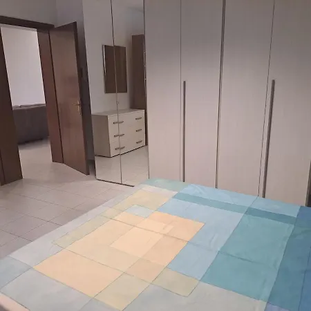 Apartament M2 Vicino Ospedale Sacro Cuore - Don Calabria E Centro