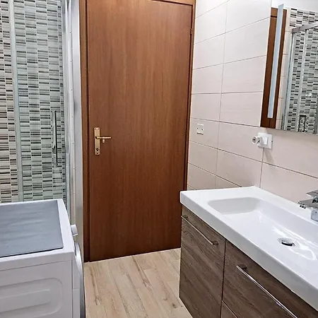 Apartment M2 Vicino Ospedale Sacro Cuore - Don Calabria E Centro